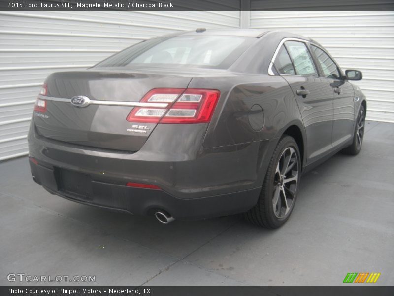 Magnetic Metallic / Charcoal Black 2015 Ford Taurus SEL