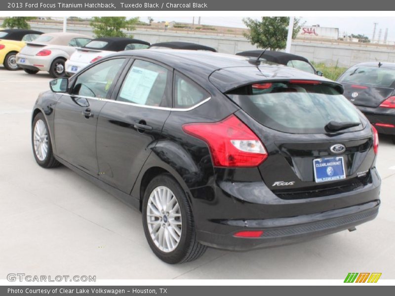 Tuxedo Black / Charcoal Black 2013 Ford Focus Titanium Hatchback