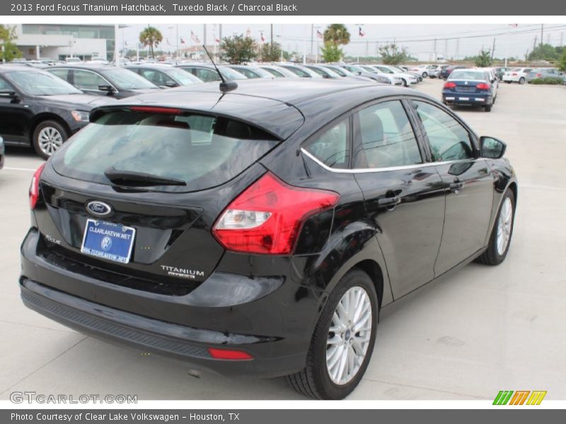 Tuxedo Black / Charcoal Black 2013 Ford Focus Titanium Hatchback