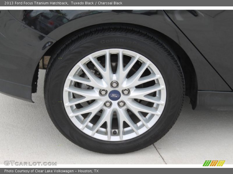 Tuxedo Black / Charcoal Black 2013 Ford Focus Titanium Hatchback