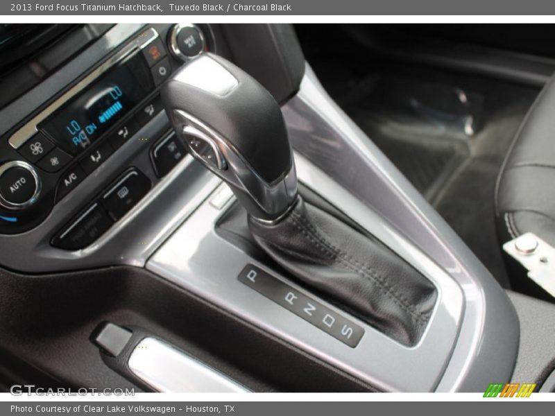 Tuxedo Black / Charcoal Black 2013 Ford Focus Titanium Hatchback