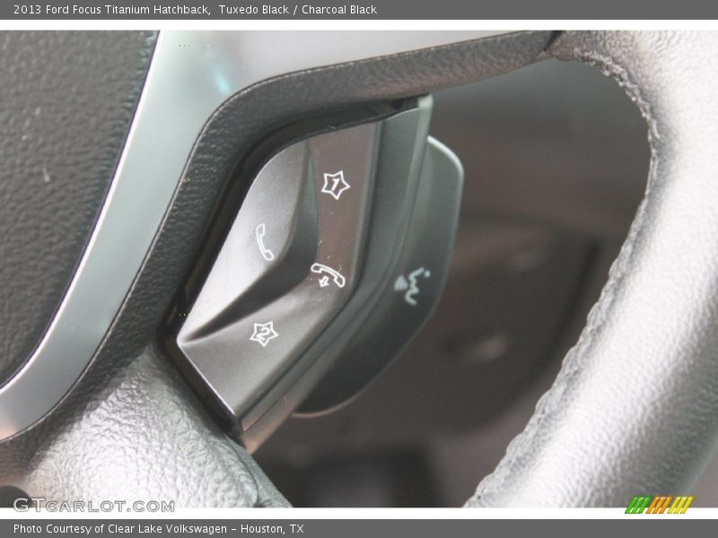Tuxedo Black / Charcoal Black 2013 Ford Focus Titanium Hatchback