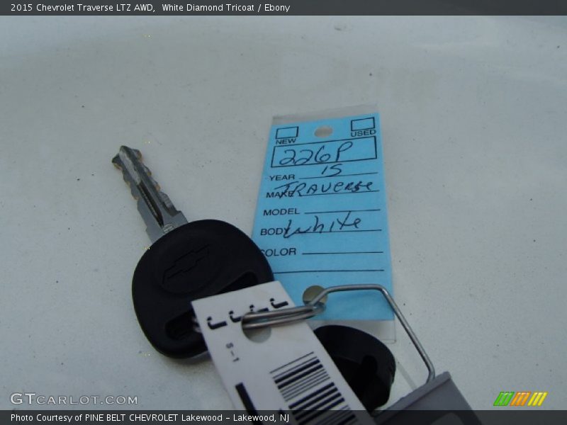 White Diamond Tricoat / Ebony 2015 Chevrolet Traverse LTZ AWD