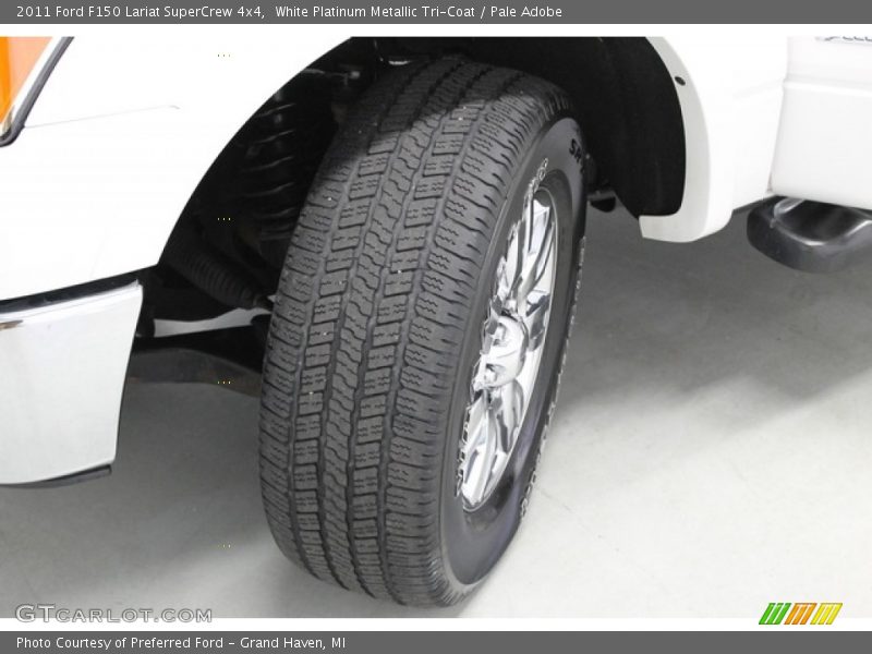 White Platinum Metallic Tri-Coat / Pale Adobe 2011 Ford F150 Lariat SuperCrew 4x4