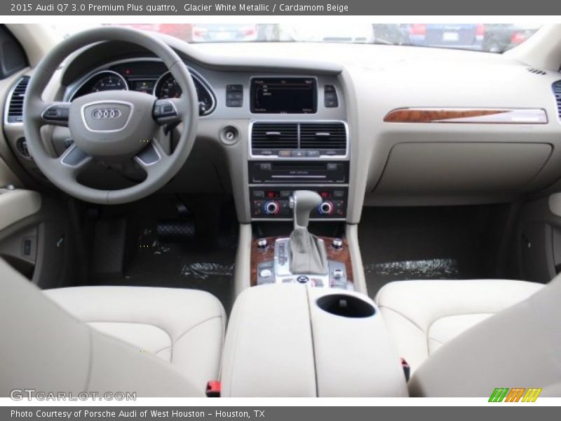 Dashboard of 2015 Q7 3.0 Premium Plus quattro