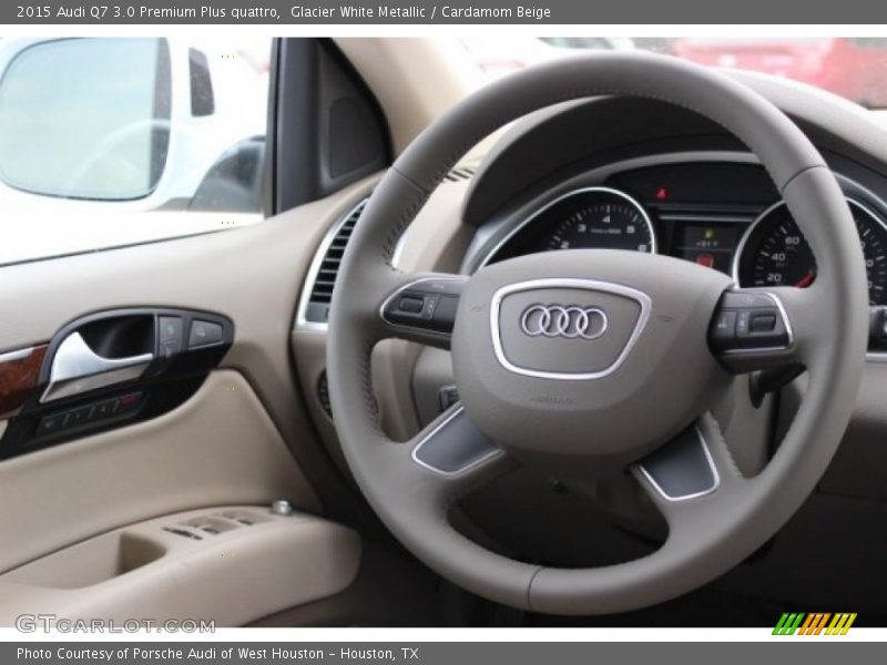  2015 Q7 3.0 Premium Plus quattro Steering Wheel