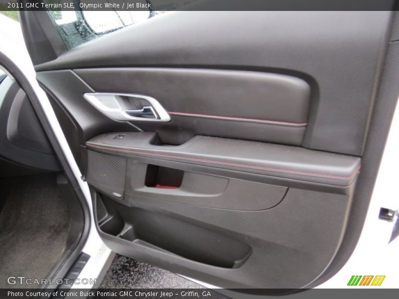 Olympic White / Jet Black 2011 GMC Terrain SLE