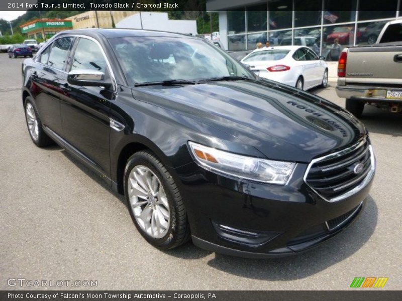 Tuxedo Black / Charcoal Black 2014 Ford Taurus Limited