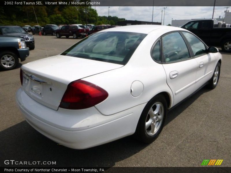 Vibrant White / Medium Graphite 2002 Ford Taurus SES