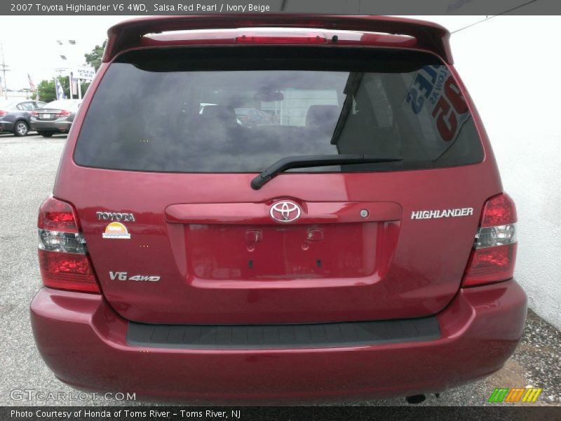 Salsa Red Pearl / Ivory Beige 2007 Toyota Highlander V6 4WD