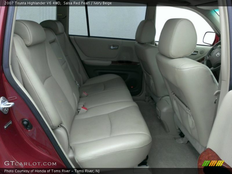 Salsa Red Pearl / Ivory Beige 2007 Toyota Highlander V6 4WD