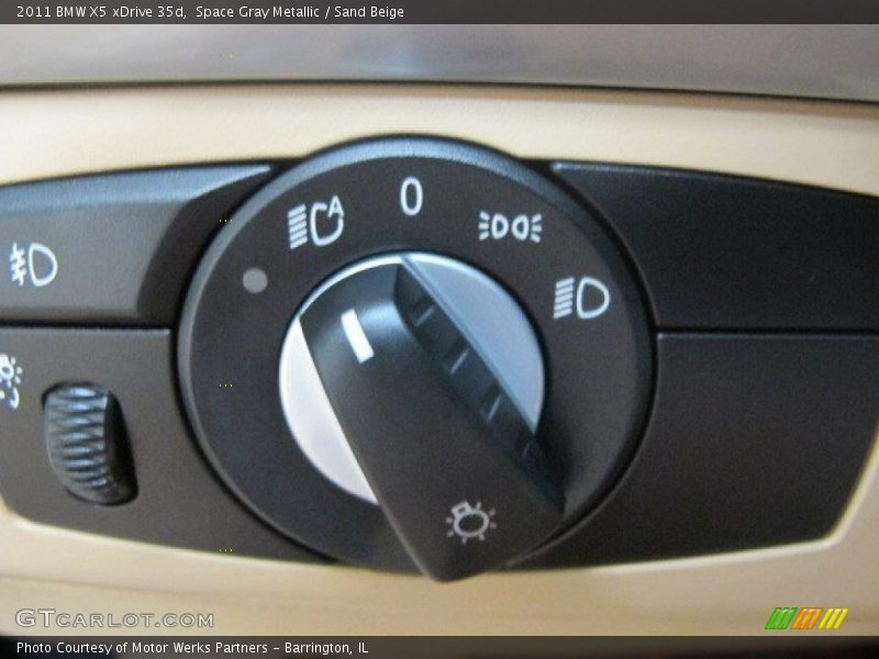 Space Gray Metallic / Sand Beige 2011 BMW X5 xDrive 35d