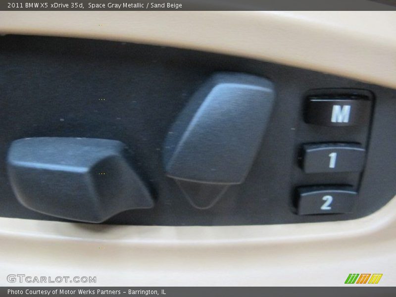 Space Gray Metallic / Sand Beige 2011 BMW X5 xDrive 35d
