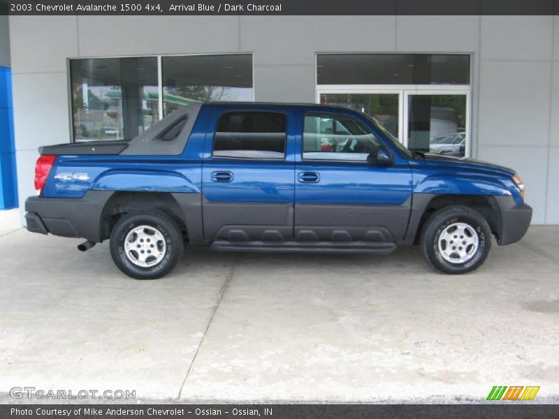 Arrival Blue / Dark Charcoal 2003 Chevrolet Avalanche 1500 4x4