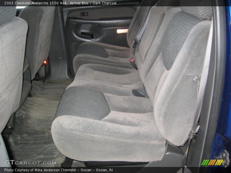 Arrival Blue / Dark Charcoal 2003 Chevrolet Avalanche 1500 4x4
