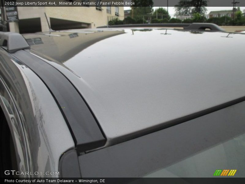 Mineral Gray Metallic / Pastel Pebble Beige 2012 Jeep Liberty Sport 4x4