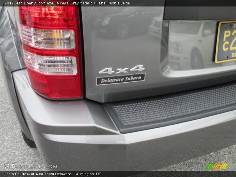 Mineral Gray Metallic / Pastel Pebble Beige 2012 Jeep Liberty Sport 4x4
