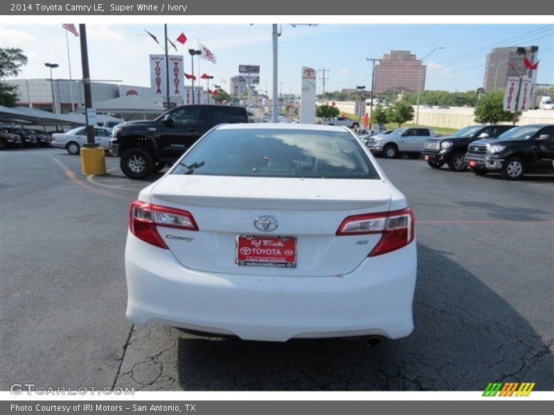 Super White / Ivory 2014 Toyota Camry LE