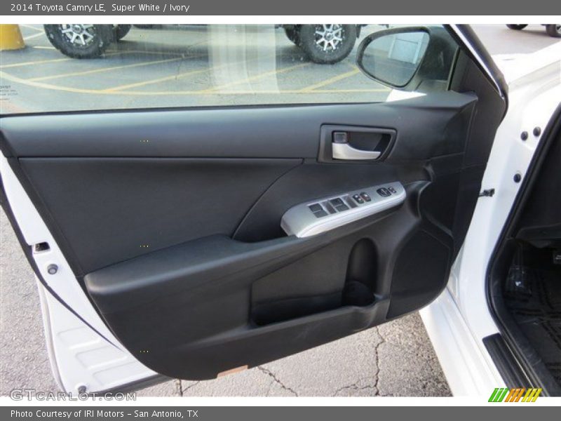 Super White / Ivory 2014 Toyota Camry LE