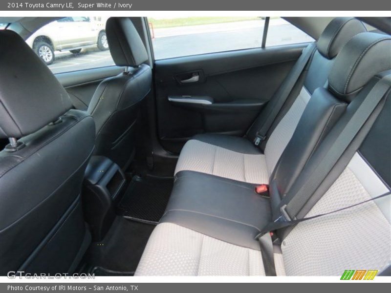 Super White / Ivory 2014 Toyota Camry LE