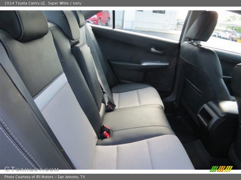 Super White / Ivory 2014 Toyota Camry LE