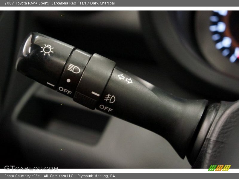 Controls of 2007 RAV4 Sport