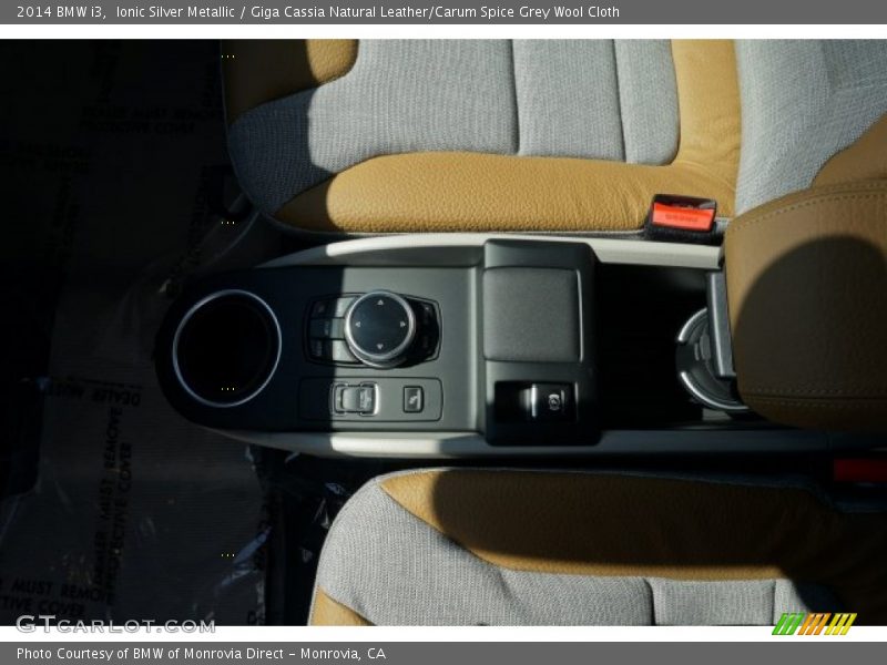 Ionic Silver Metallic / Giga Cassia Natural Leather/Carum Spice Grey Wool Cloth 2014 BMW i3