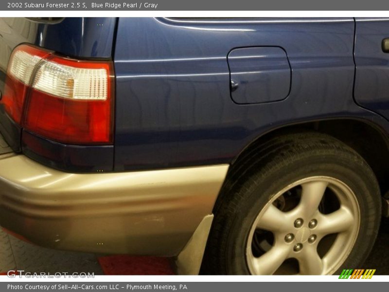 Blue Ridge Pearl / Gray 2002 Subaru Forester 2.5 S