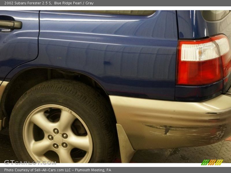 Blue Ridge Pearl / Gray 2002 Subaru Forester 2.5 S