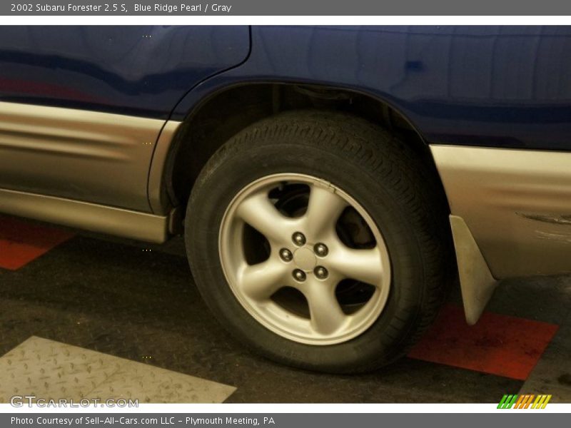 Blue Ridge Pearl / Gray 2002 Subaru Forester 2.5 S