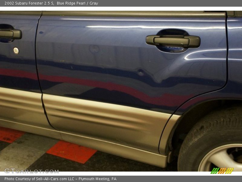 Blue Ridge Pearl / Gray 2002 Subaru Forester 2.5 S