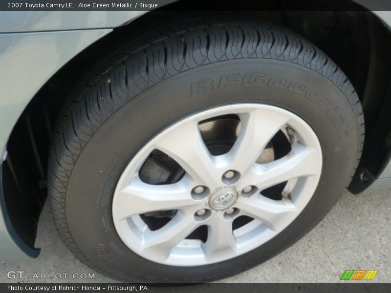 Aloe Green Metallic / Bisque 2007 Toyota Camry LE
