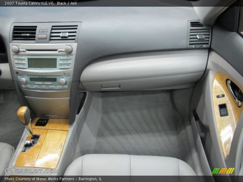 Black / Ash 2007 Toyota Camry XLE V6
