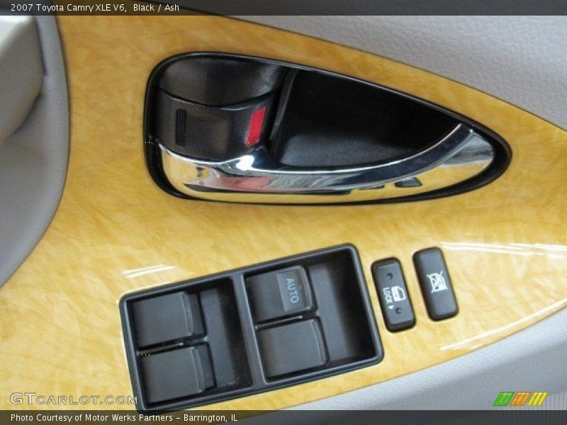 Black / Ash 2007 Toyota Camry XLE V6