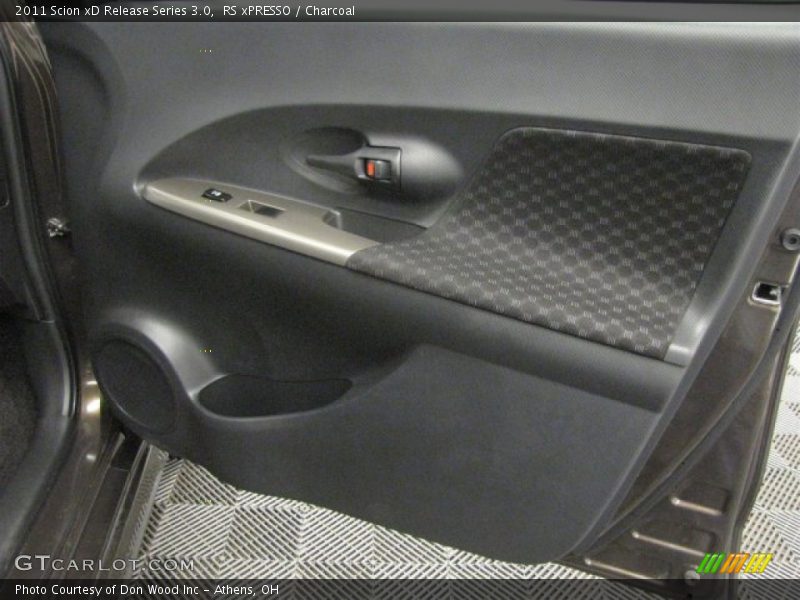 RS xPRESSO / Charcoal 2011 Scion xD Release Series 3.0