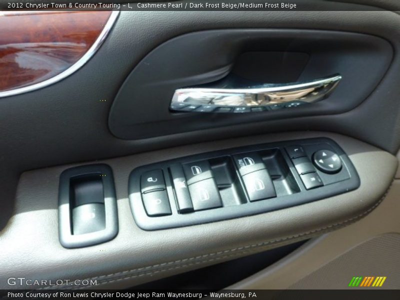Cashmere Pearl / Dark Frost Beige/Medium Frost Beige 2012 Chrysler Town & Country Touring - L