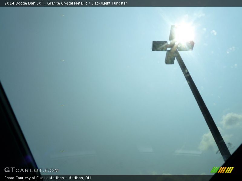 Granite Crystal Metallic / Black/Light Tungsten 2014 Dodge Dart SXT