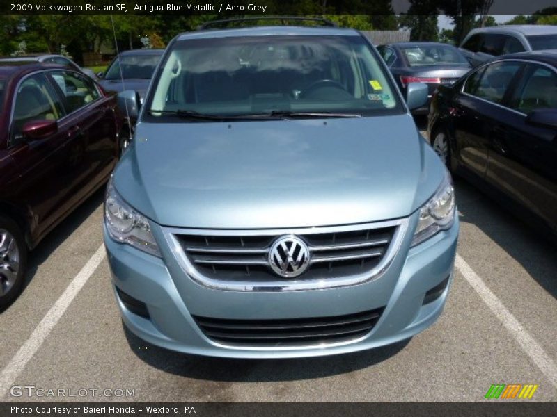 Antigua Blue Metallic / Aero Grey 2009 Volkswagen Routan SE