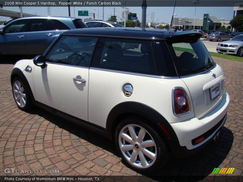 Pepper White / Punch Carbon Black 2008 Mini Cooper S Hardtop