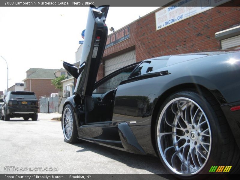 Nero / Black 2003 Lamborghini Murcielago Coupe