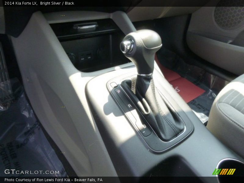 Bright Silver / Black 2014 Kia Forte LX