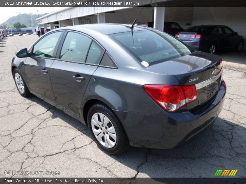 Cyber Gray Metallic / Jet Black/Medium Titanium 2013 Chevrolet Cruze LS