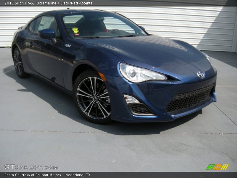 Ultramarine / Black/Red Accents 2015 Scion FR-S
