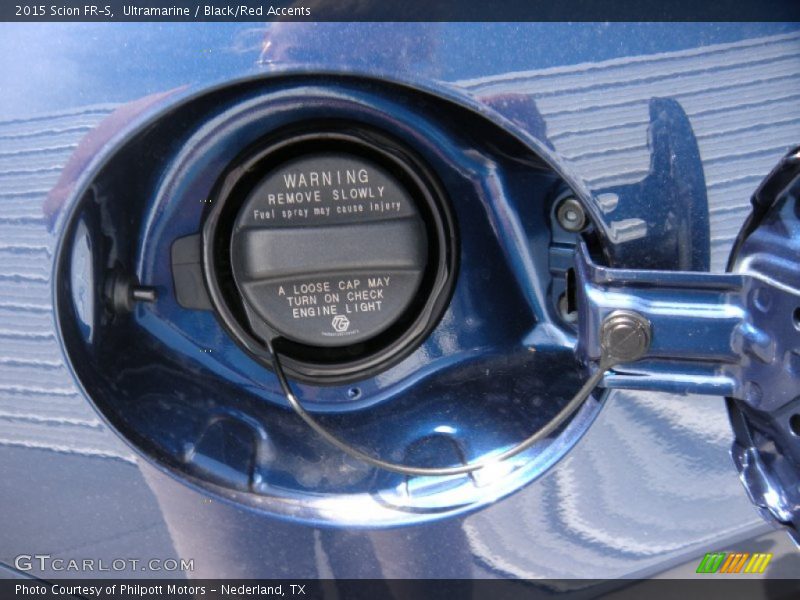 Ultramarine / Black/Red Accents 2015 Scion FR-S