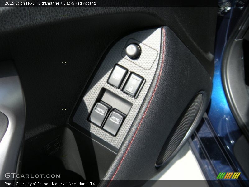 Ultramarine / Black/Red Accents 2015 Scion FR-S