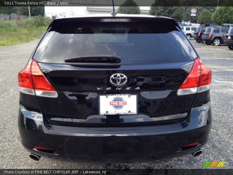 Black / Ivory 2011 Toyota Venza V6