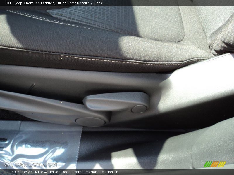 Billet Silver Metallic / Black 2015 Jeep Cherokee Latitude
