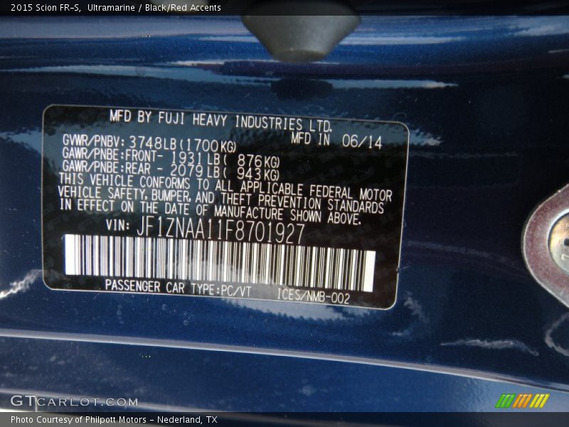 Ultramarine / Black/Red Accents 2015 Scion FR-S