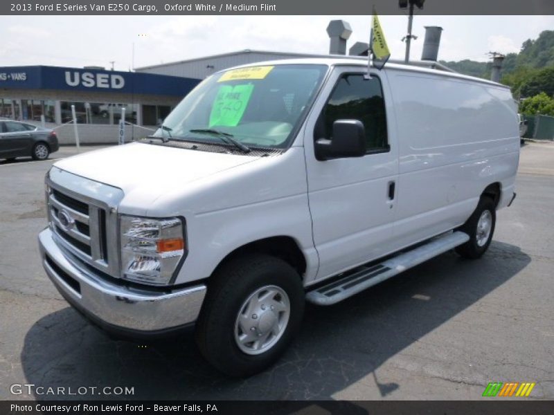 Oxford White / Medium Flint 2013 Ford E Series Van E250 Cargo