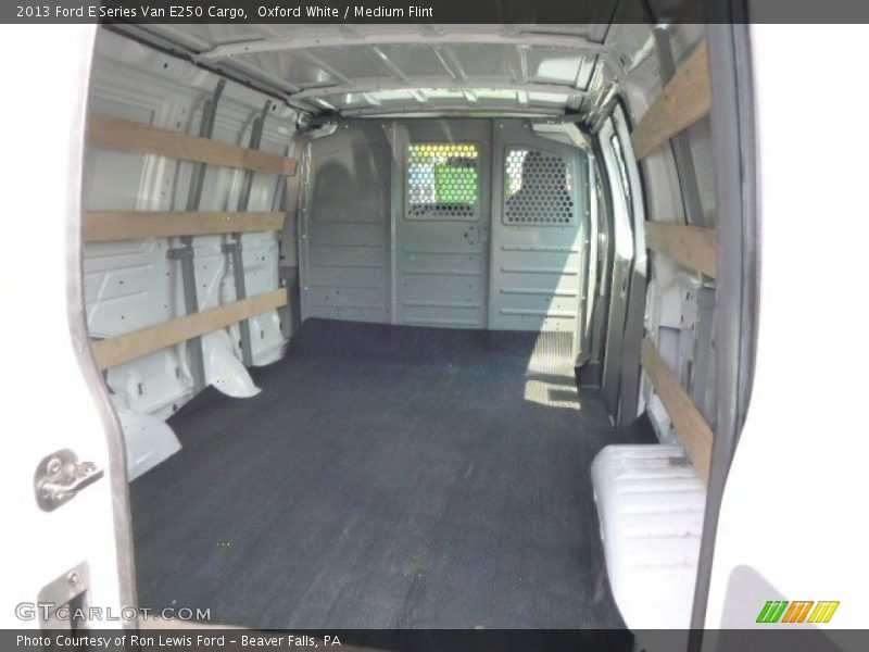 Oxford White / Medium Flint 2013 Ford E Series Van E250 Cargo